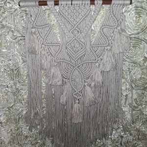 Elegant Gray Macrame Wall Hanging